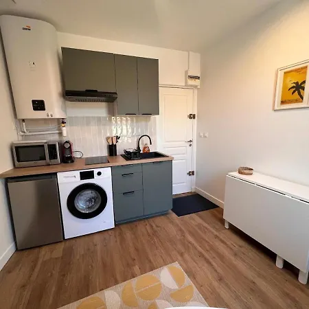 Tres Beau T2 Climatise Vieux Port Apartment
